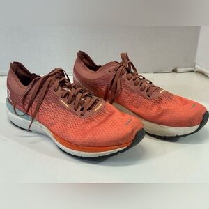 Salomon sonic 4 Accelerate Women's Athletic Shoes in Coral size 10